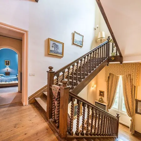 Chateau Le Parc De Mirambeau * Mirambeau (Charente-Maritime)