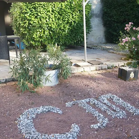 Chateau Le Parc De ميرامبو