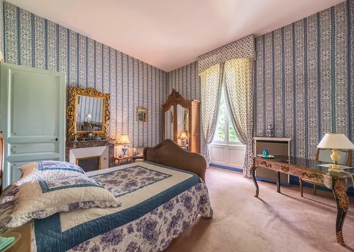 Chateau Le Parc De * Mirambeau (Charente-Maritime)