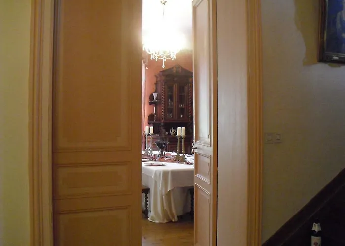 Chateau Le Parc De *