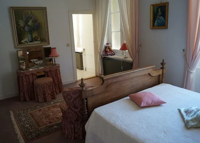 Chateau Le Parc De * Mirambeau (Charente-Maritime)